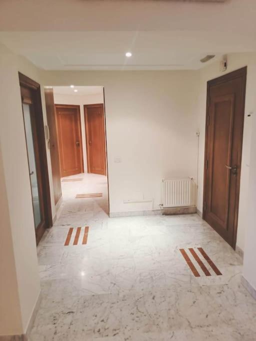 Tres Bel Appartement Idealement Place La Marsa Exterior photo